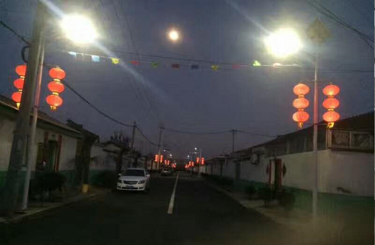 道路太陽能路燈安裝案例 道路太陽能路燈安裝案例